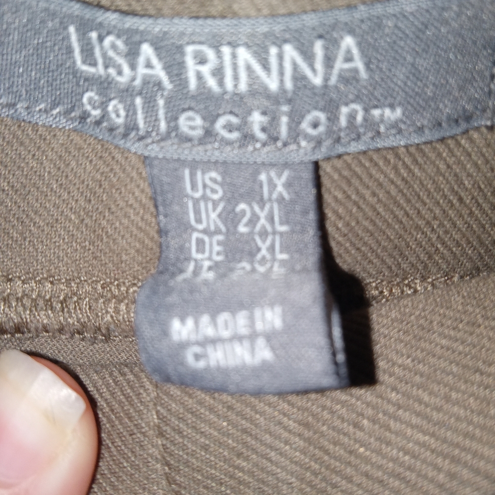 Lisa Rinna Collection Walnut color pull on pants.